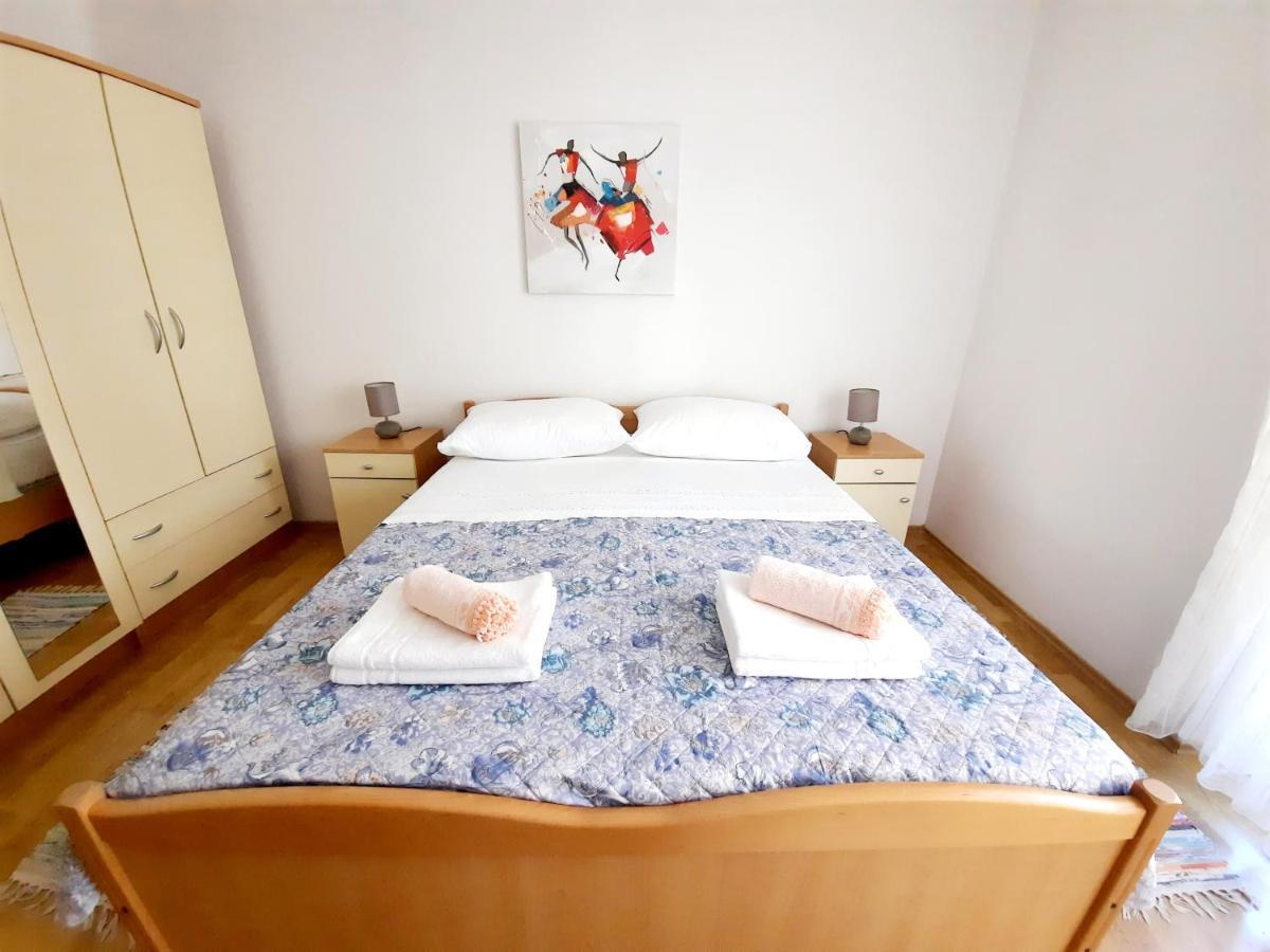 Lovely 3-Bedroom Apartment With Breathtaking View ดูกีรัท ภายนอก รูปภาพ