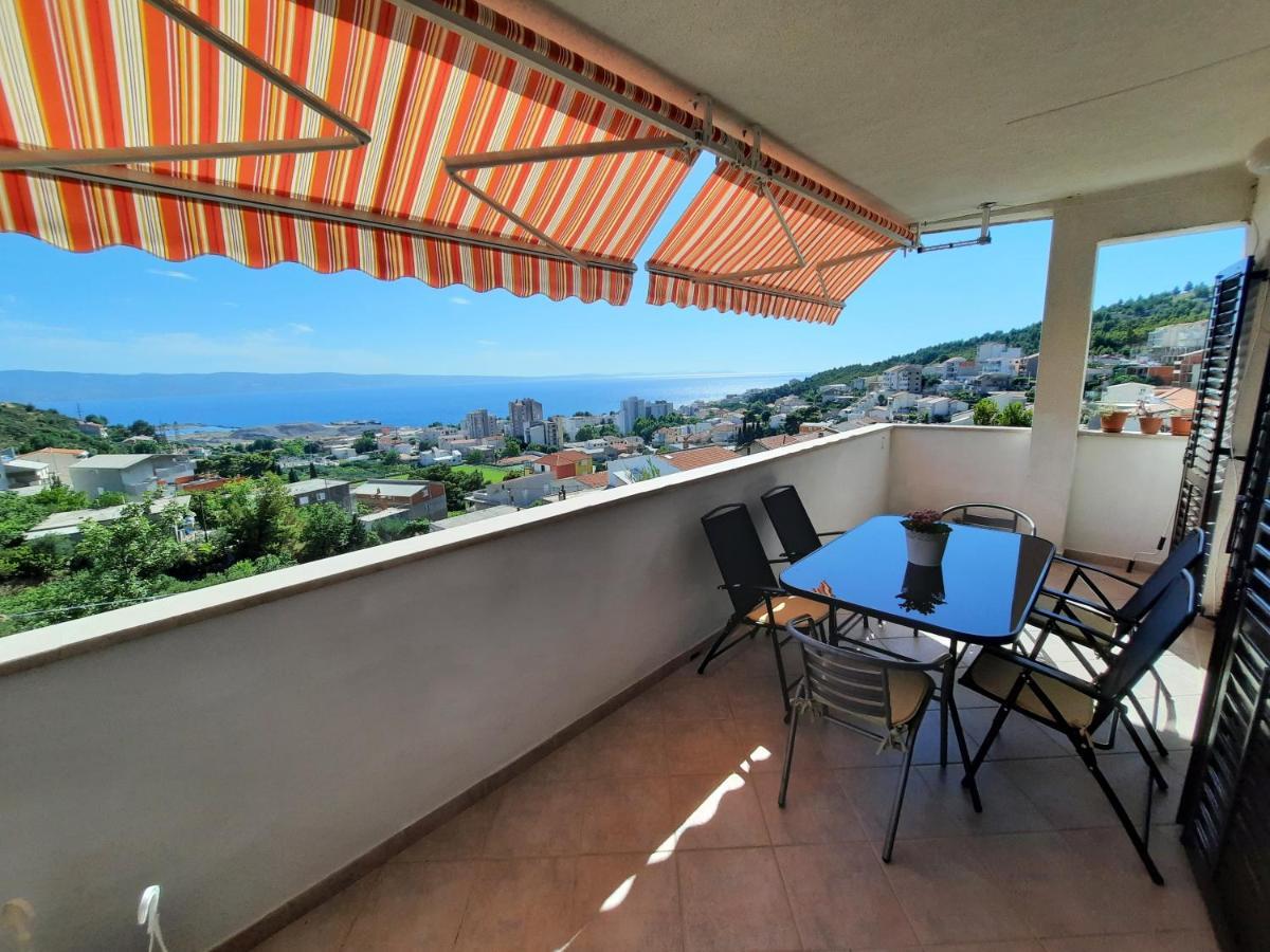 Lovely 3-Bedroom Apartment With Breathtaking View ดูกีรัท ภายนอก รูปภาพ
