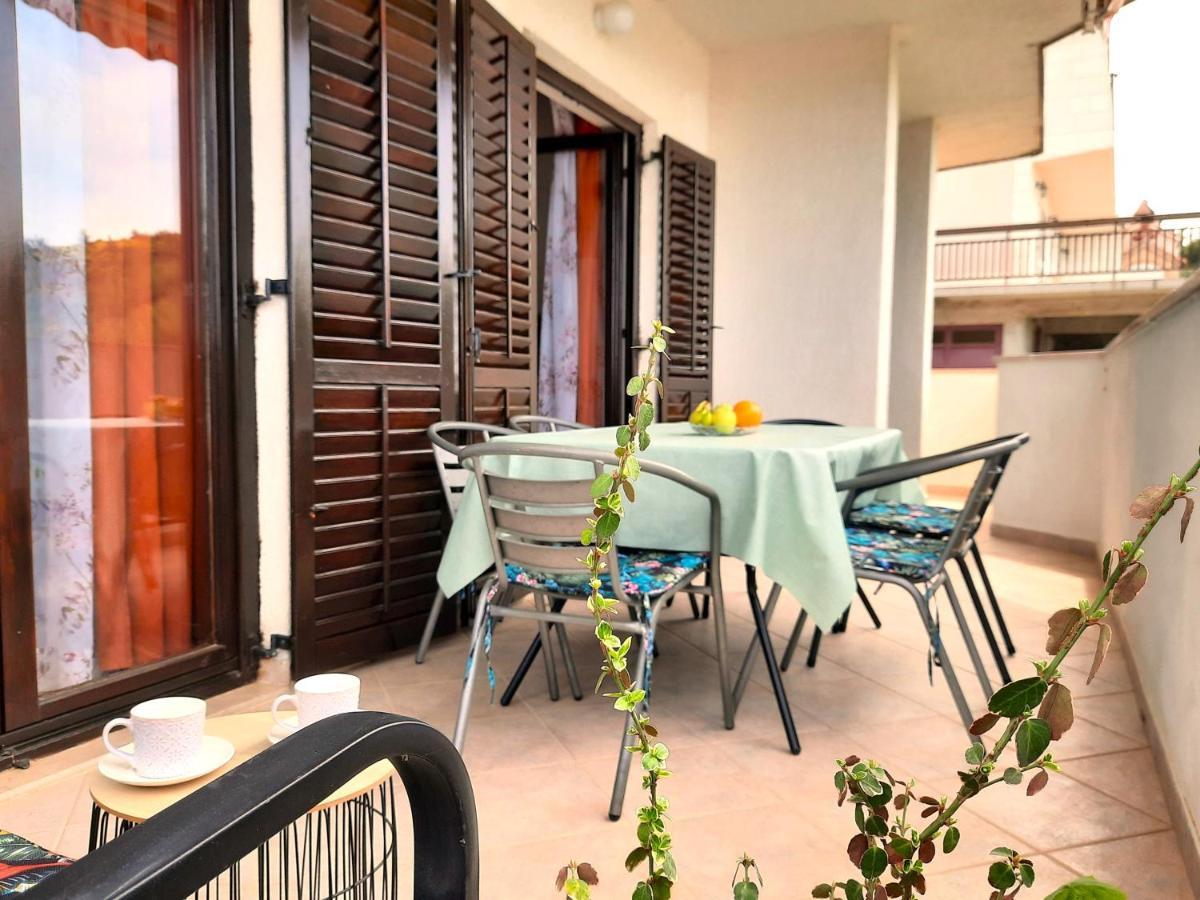 Lovely 3-Bedroom Apartment With Breathtaking View ดูกีรัท ภายนอก รูปภาพ